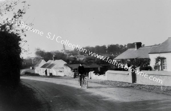 ENTERING VILLAGE FROM EAST  DUNDALK ROAD